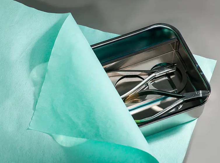 De la producción a la clínica: el papel del papel crepé médico en la cadena de suministro médico